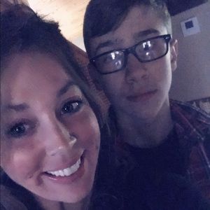 Meet your Posher, Marie